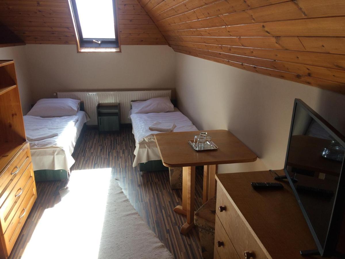 Venusz Panzio Es Vendeglo Bed & Breakfast Bagod ภายนอก รูปภาพ